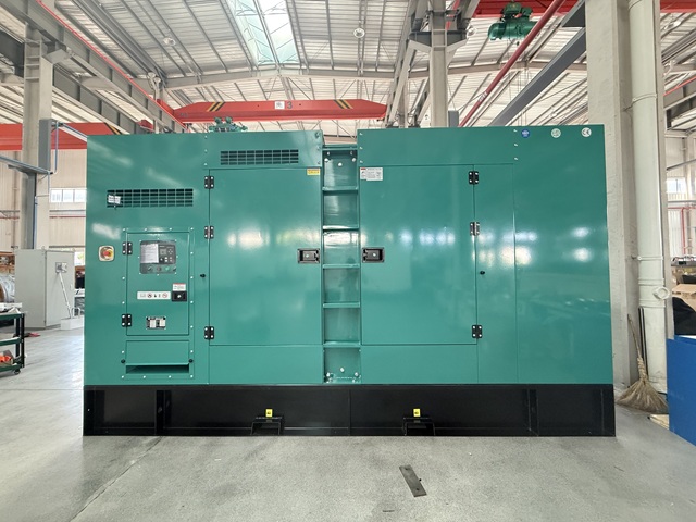 東康靜音式柴油發(fā)電機組01